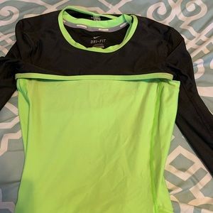 Women’s Nike running tank with shrug!